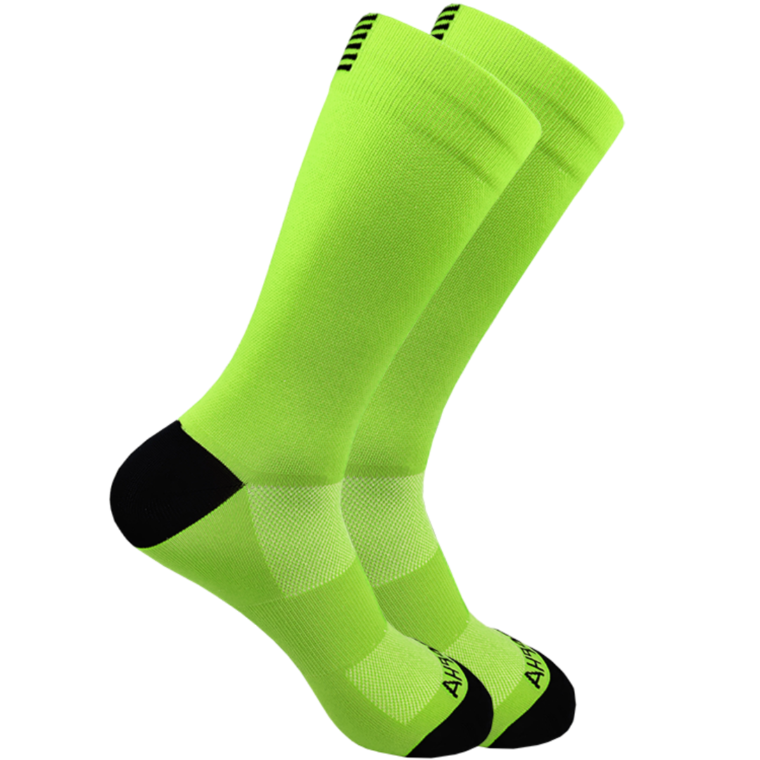 SqueezeGear Ankle Compression Socks (Green) - SqueezeGear